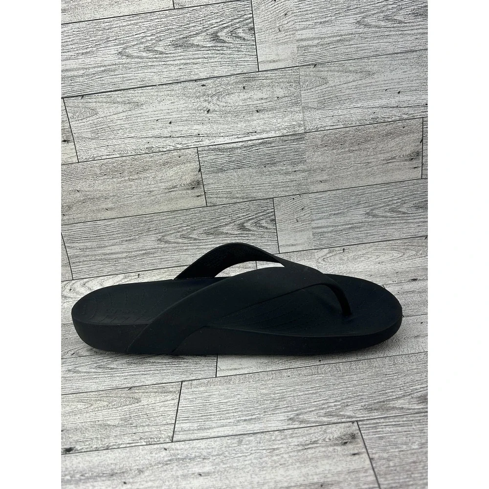 Crocs Flip Flop Sandals Womens Size 8 Black Comfort Casual Slip On Beach‎ Shoes